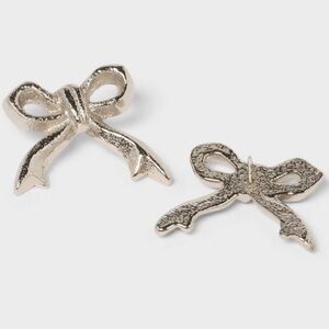 THRESHOLD NWT 3pc metal bow candle charm set -silver